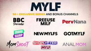 Mylf - Szexy hatalmas cickós mami seggbe kefélve