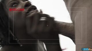 Barna bomba milf csoportos kefélése fehér farkakkal seggben és két behatolással